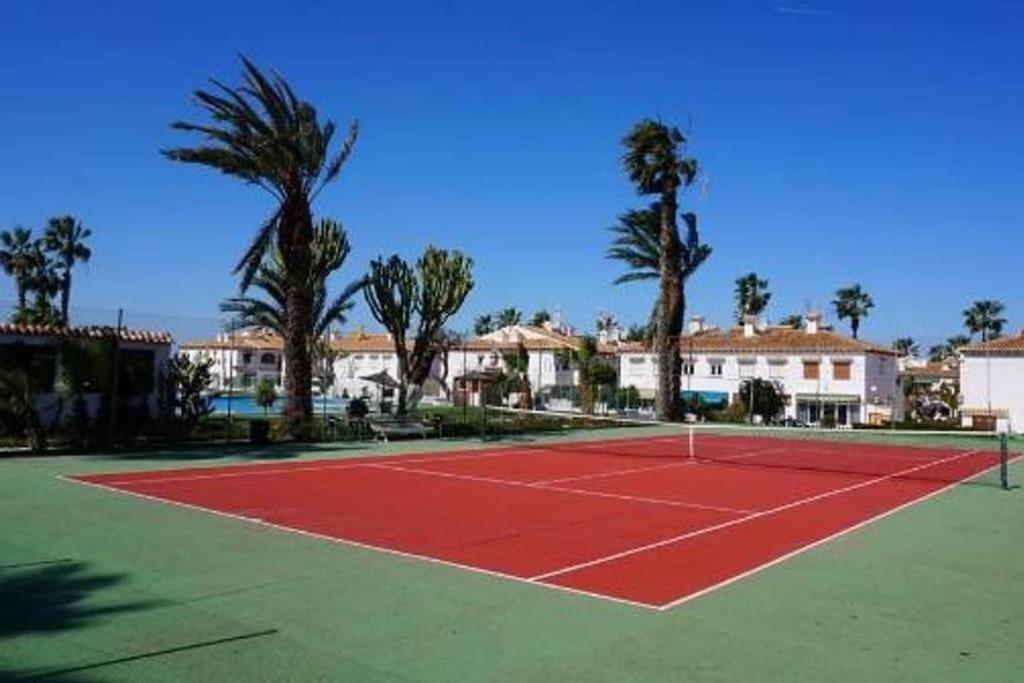 אליקאנטה Bungalow En Los Balcones Planta Baja Manzana 5 Numero 18 מראה חיצוני תמונה